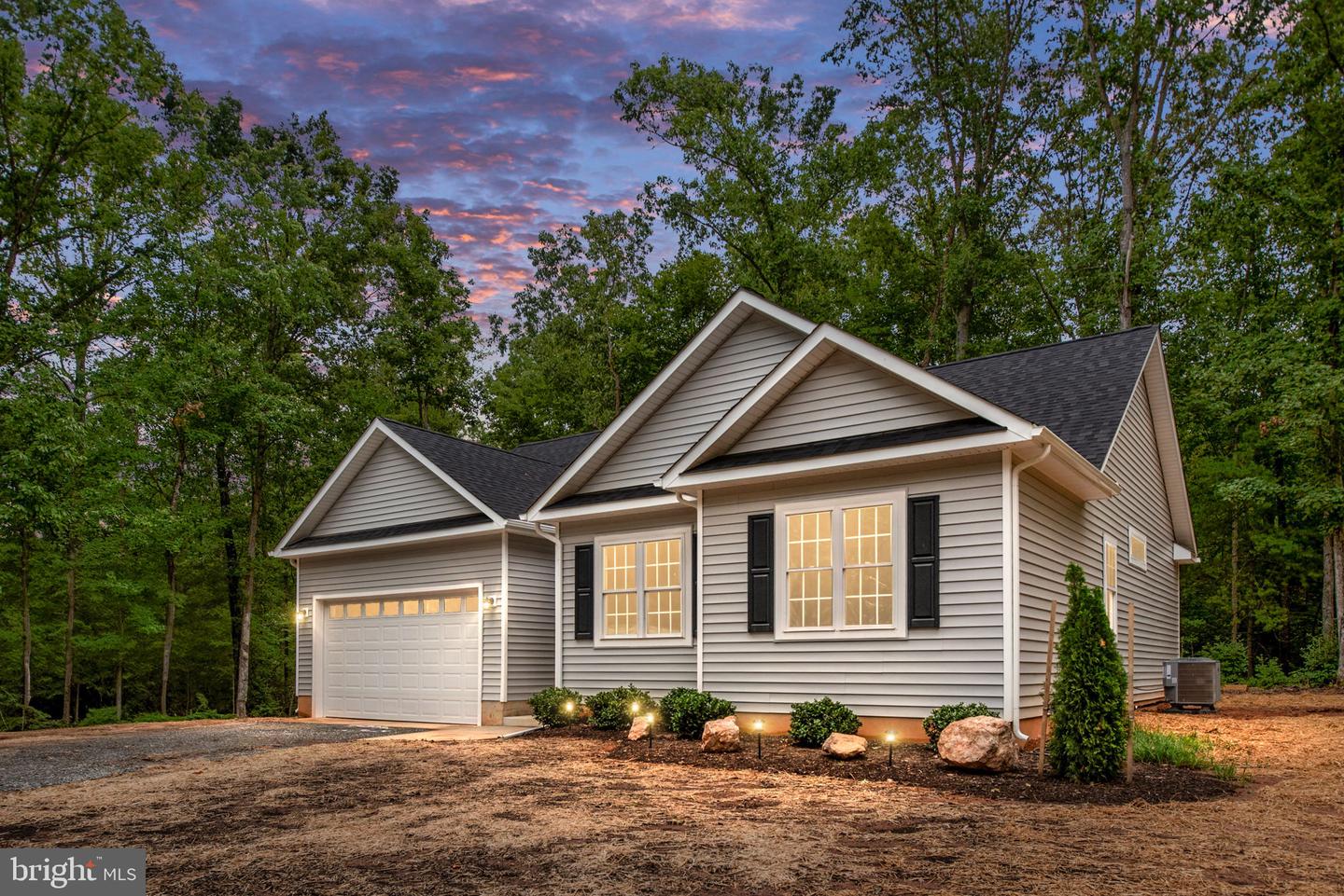 79 Hickory Circle, Mineral