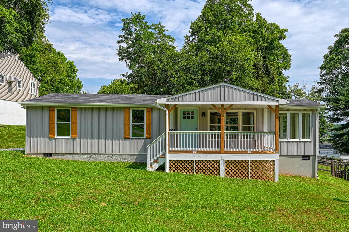 309 Ellis Drive
