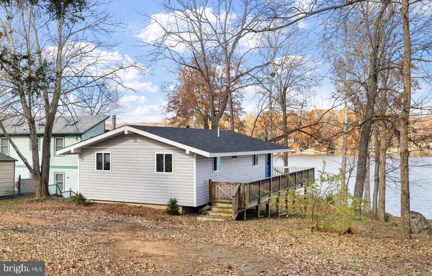 1262 S Lakeshore Drive