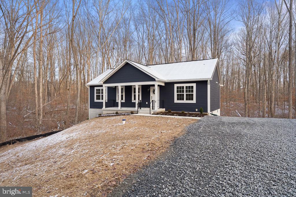 145 Everett Lane, Mineral