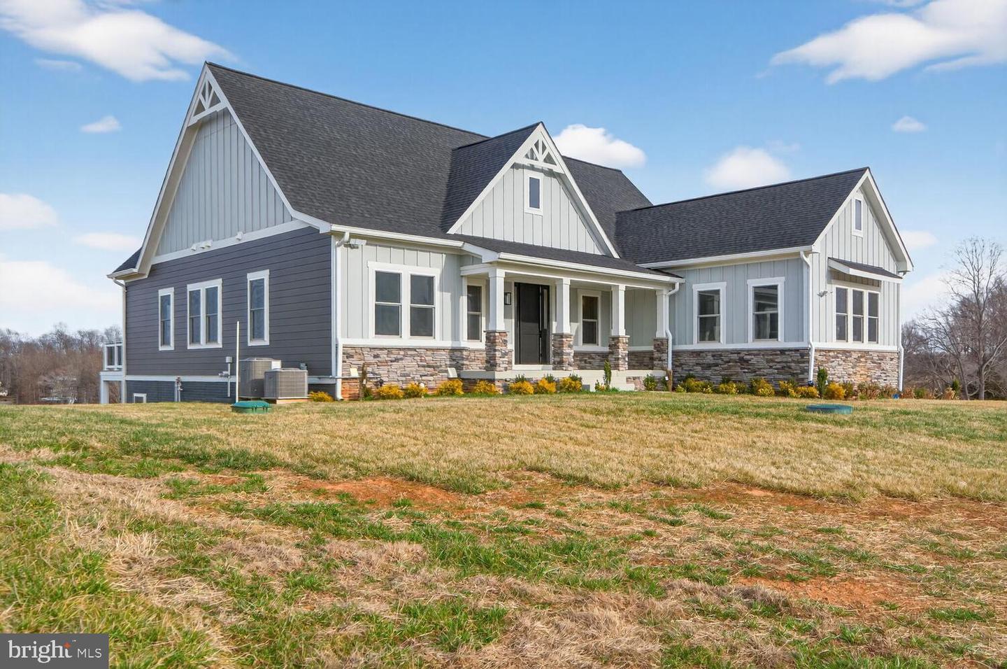 29 Rock Island Ridge, Lake Anna, Mineral