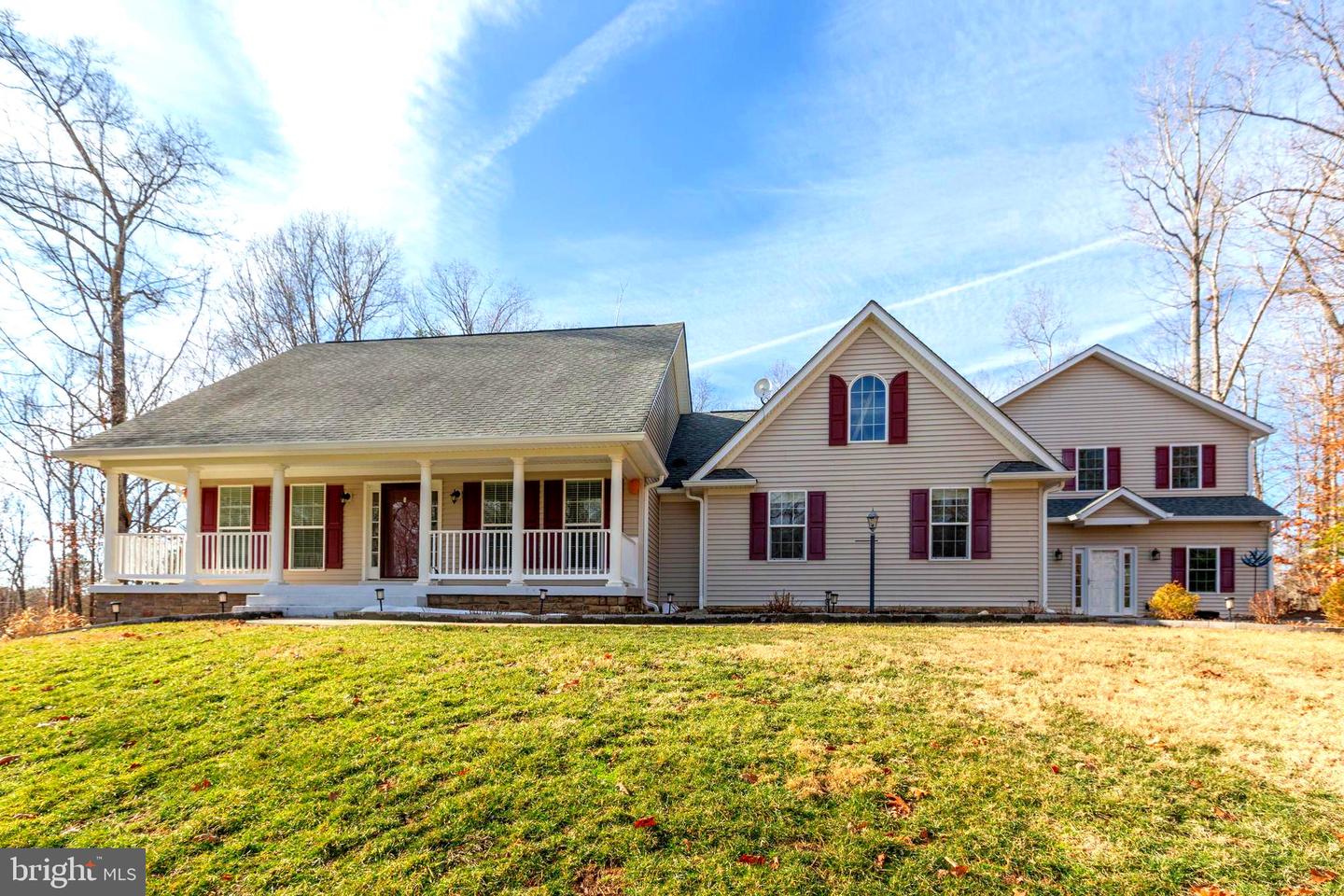 219 Oakwood Drive, Mineral