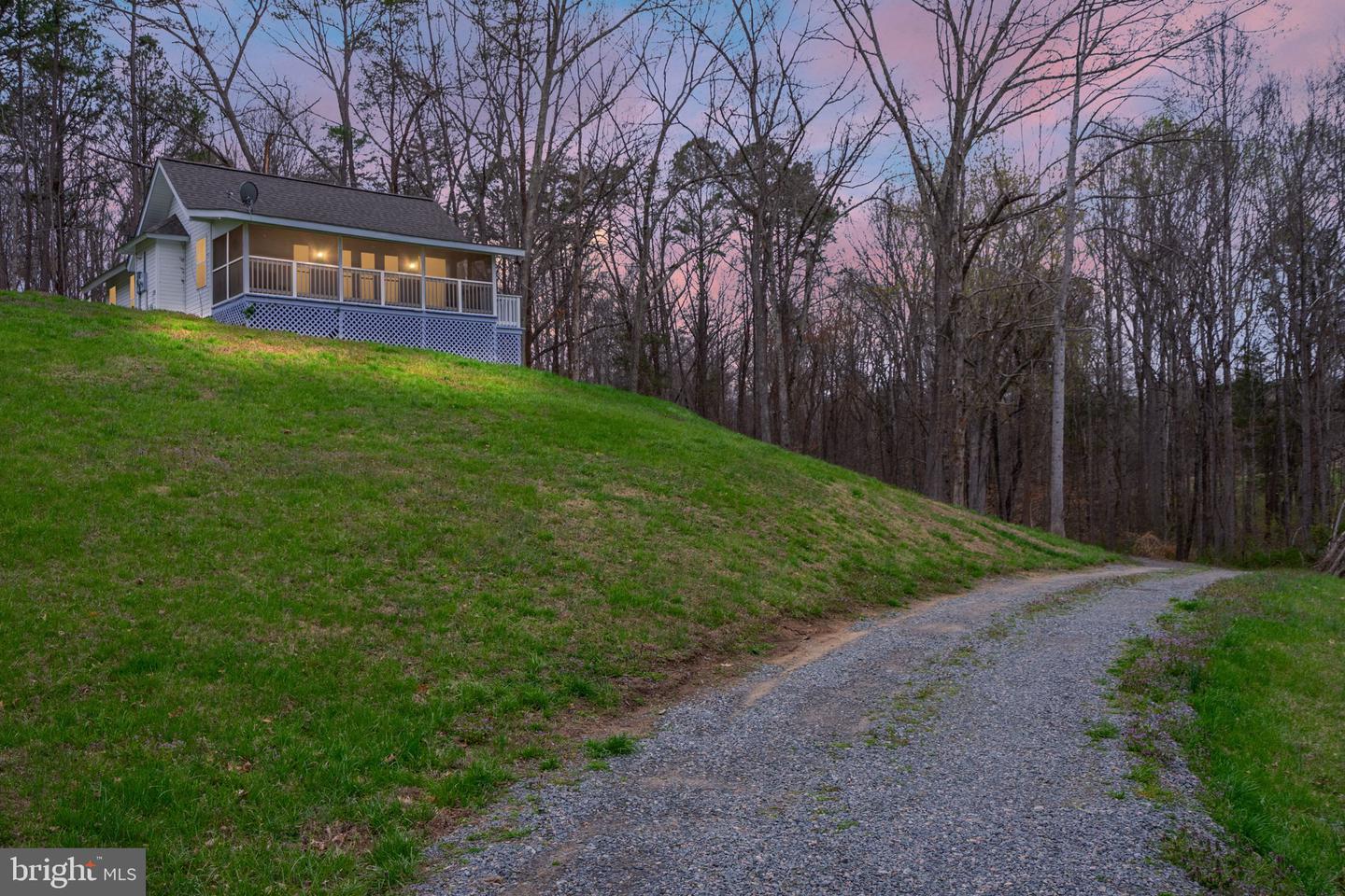 161 N Anna Drive, Louisa