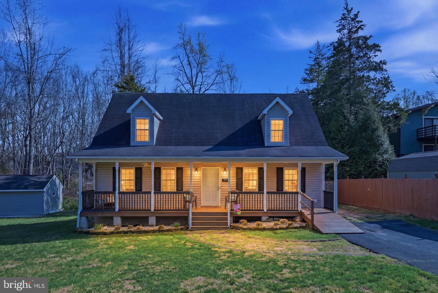 801 S Lakeshore Drive, Louisa