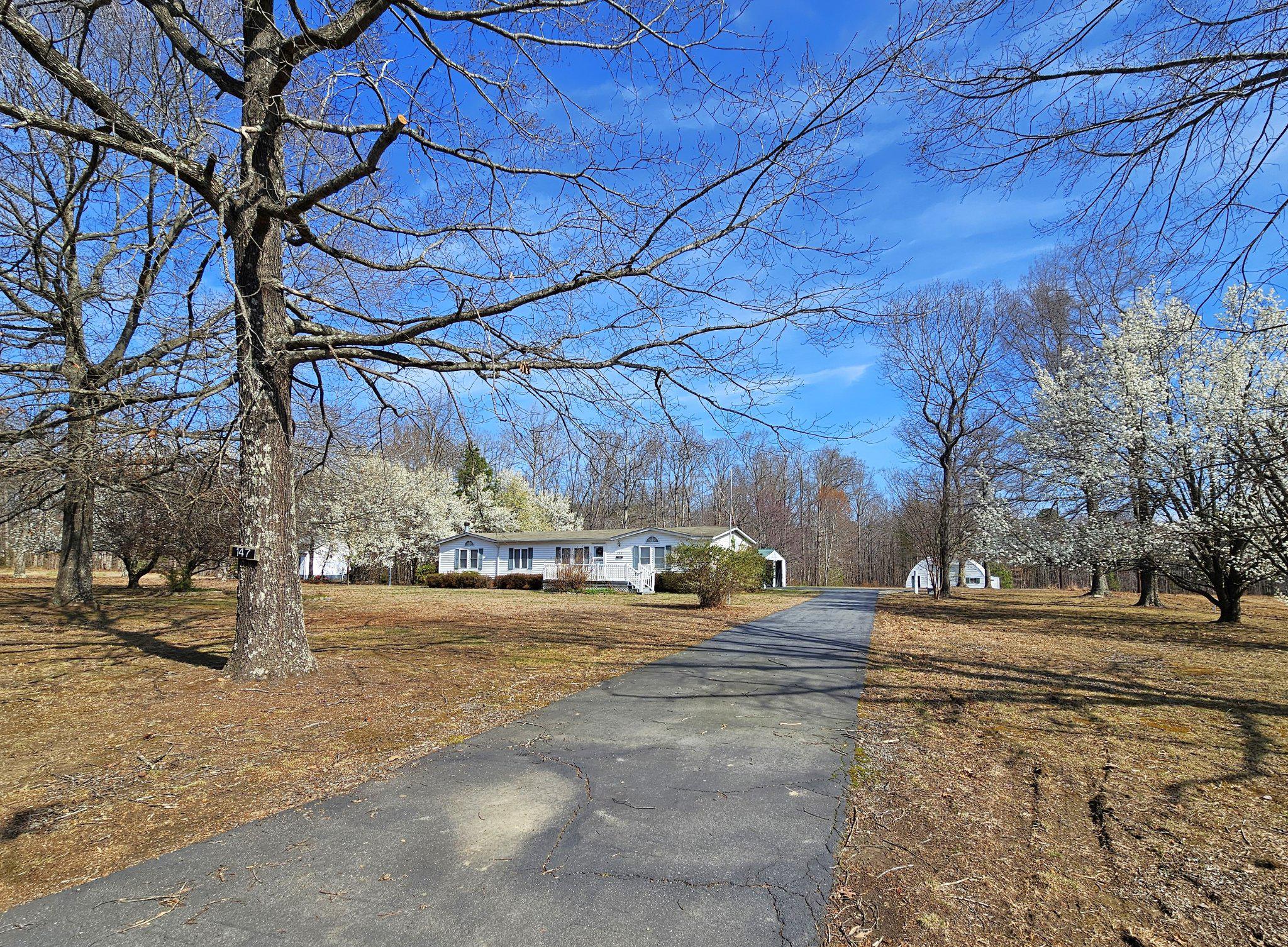 147 Old County Road, Mineral