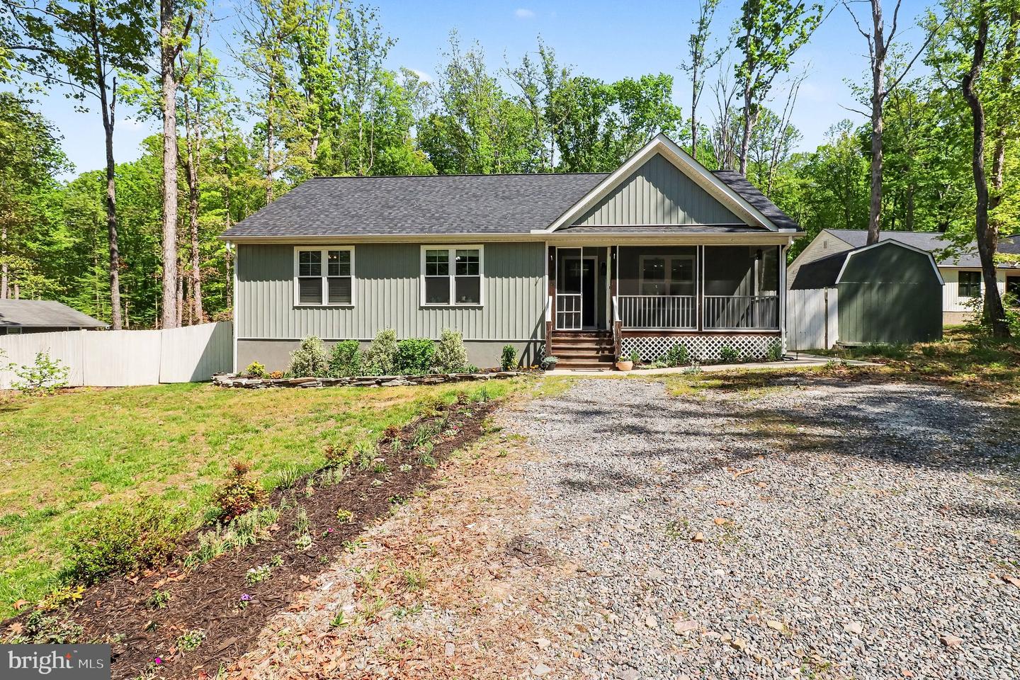 1322 Kennon Road, Mineral