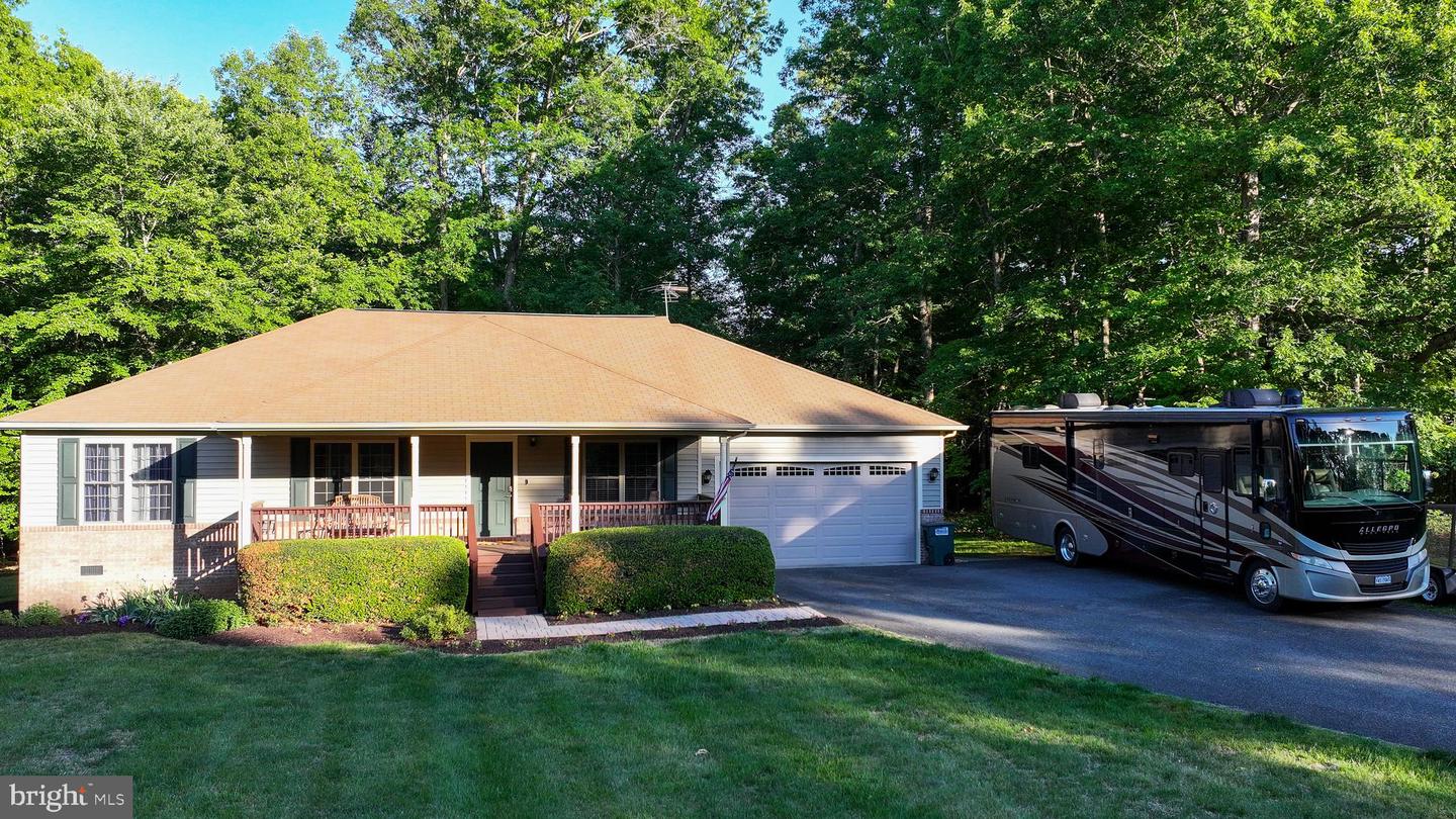 418 Windwood Coves Boulevard