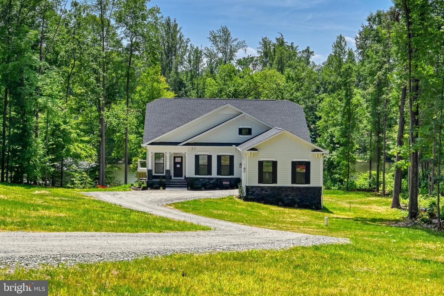 234 Compass Cove