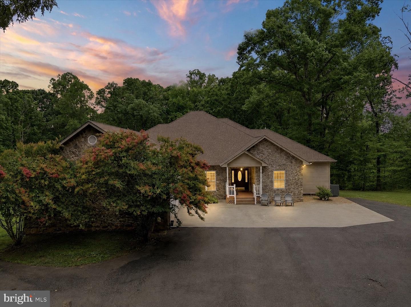 520 Oak Grove Drive