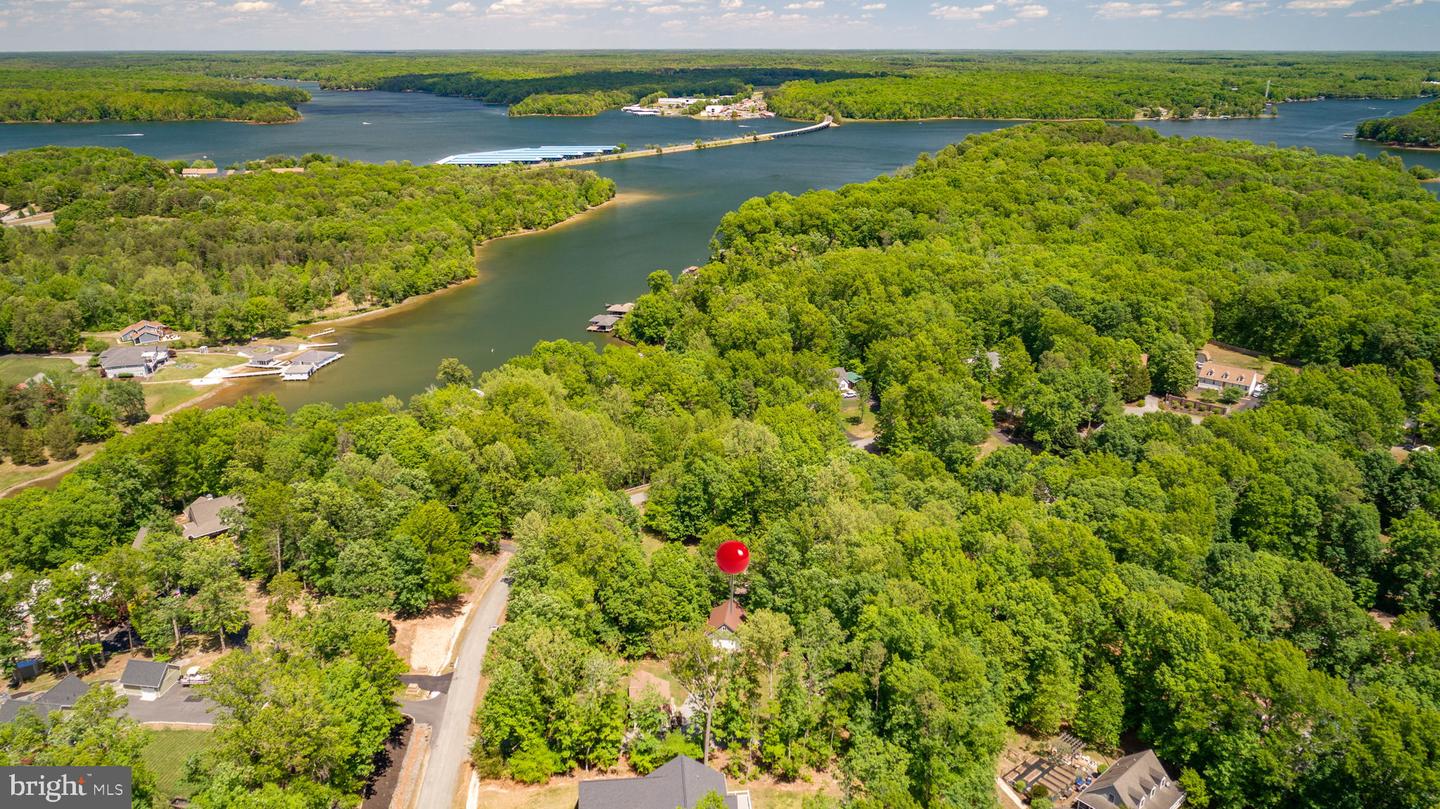 106 Bernie Cir