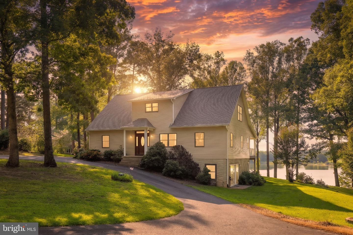 214 Scotch Pine Drive