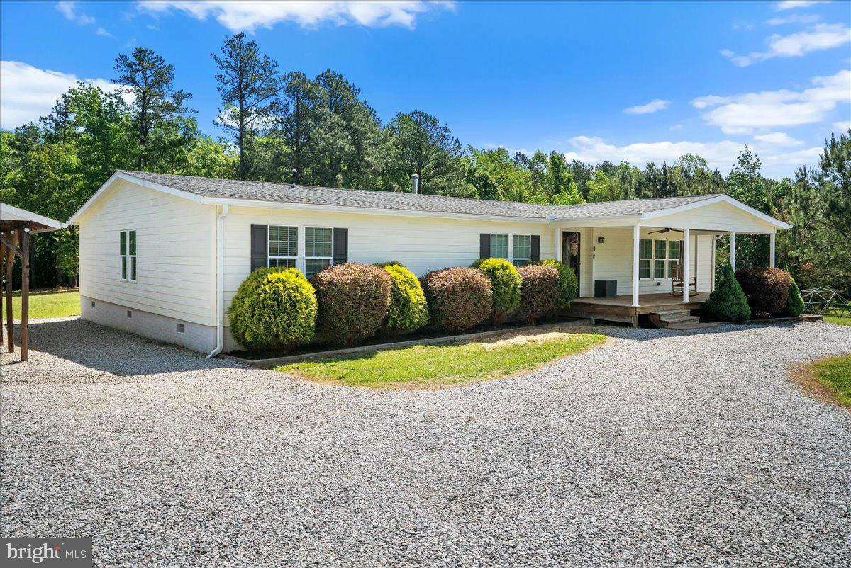 523 Three Flags Drive