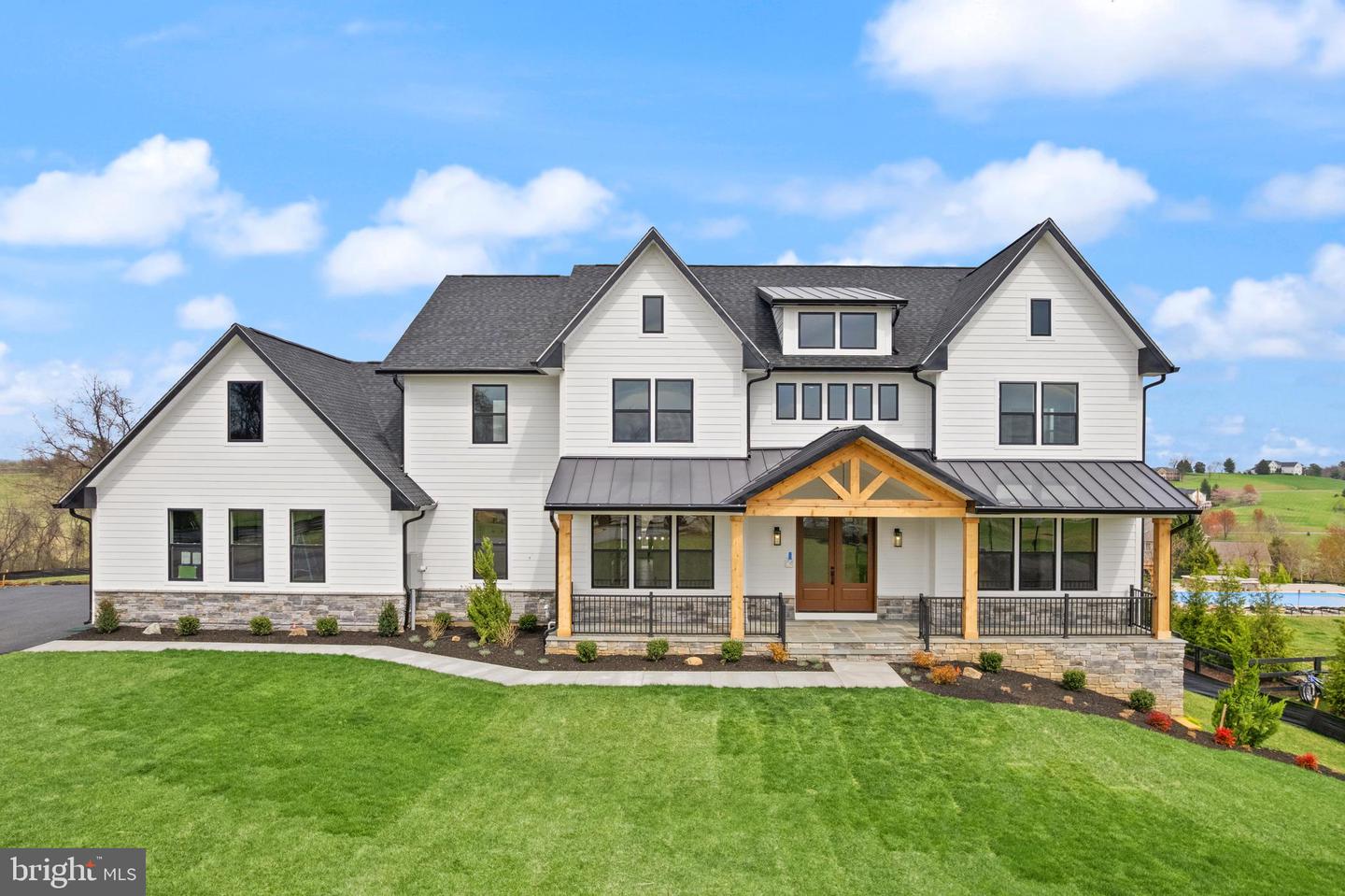 17510 Wandering Rudy Ln, Leesburg