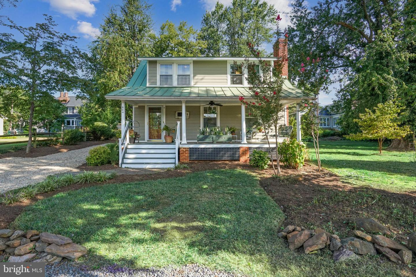 604 Martin Avenue, Middleburg