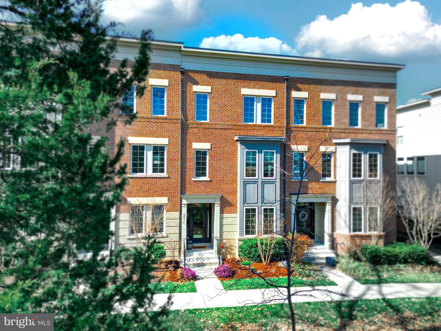 22914 Bollinger Ter, Brambleton