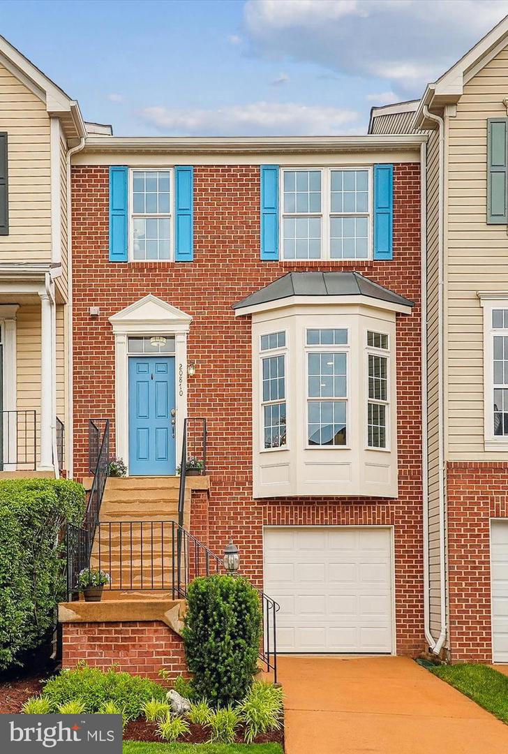 20870 Butterwood Falls Terrace, Sterling