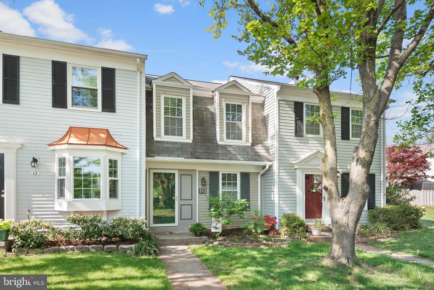 15 Dulany Court, Sterling