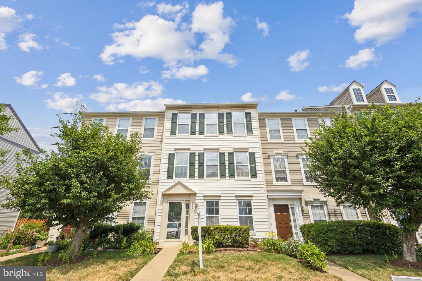 22274 Great Trail Terrace, Sterling