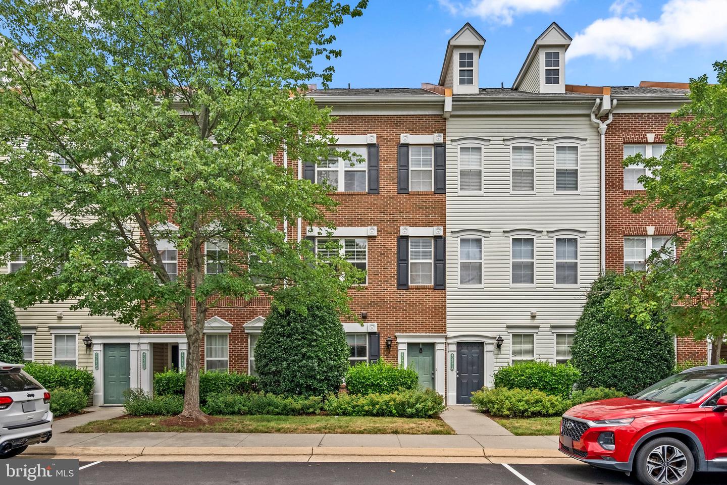 42472 Hollyhock Terrace, Brambleton