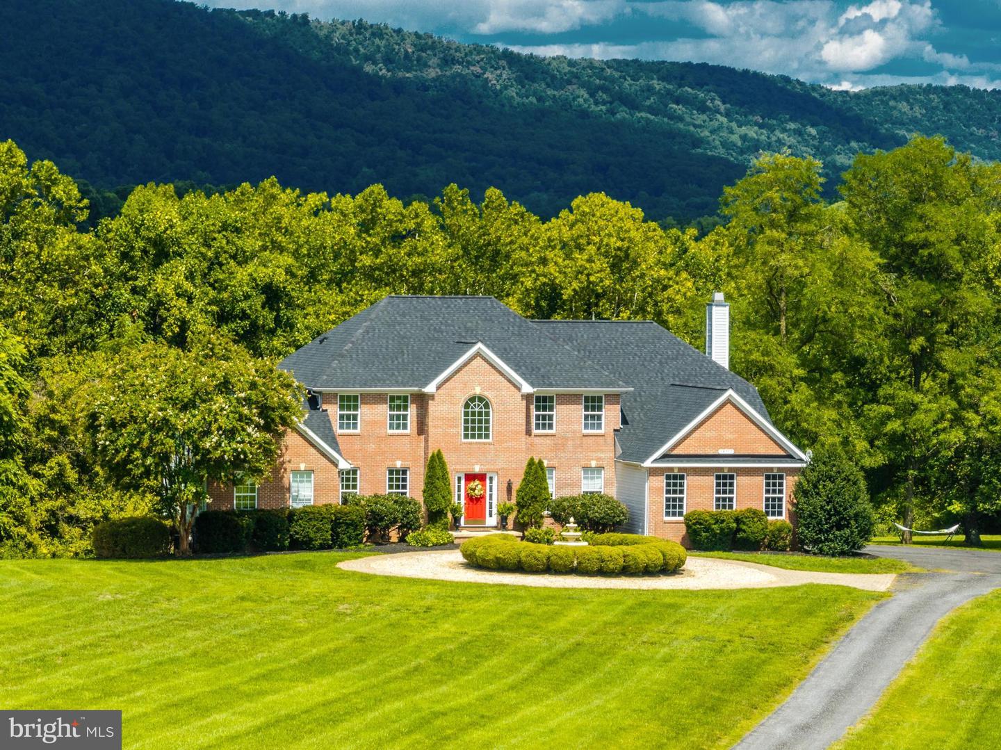 38572 Triticum Lane, Lovettsville