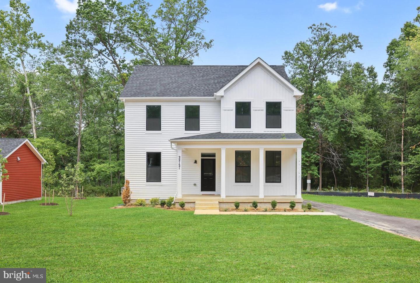 22121 St Louis Road, Middleburg