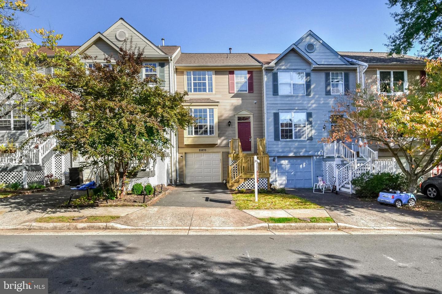 21870 Maywood Terrace, Sterling