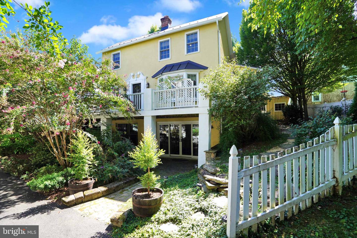 100 Garden Cottage Lane, Middleburg