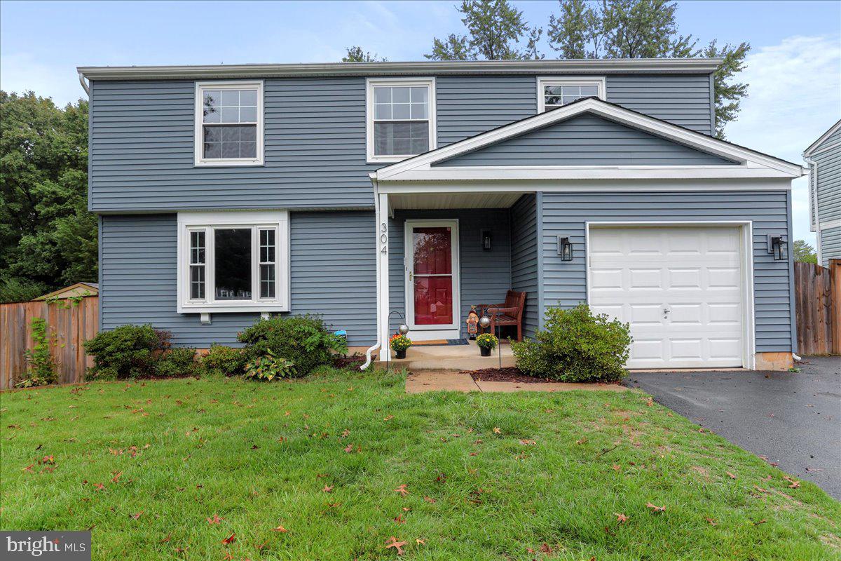 304 Appletree Drive NE, Leesburg