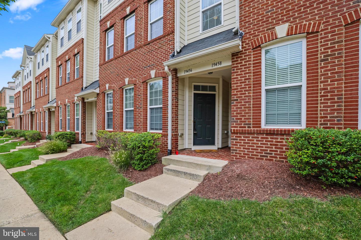 19456 Promenade Drive, Leesburg