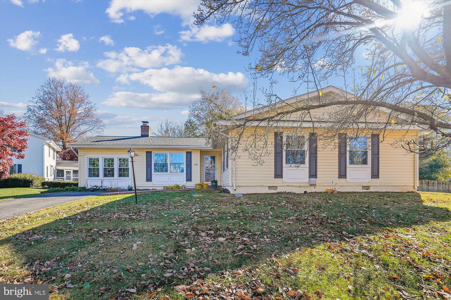 203 Orchard Circle, Hamilton