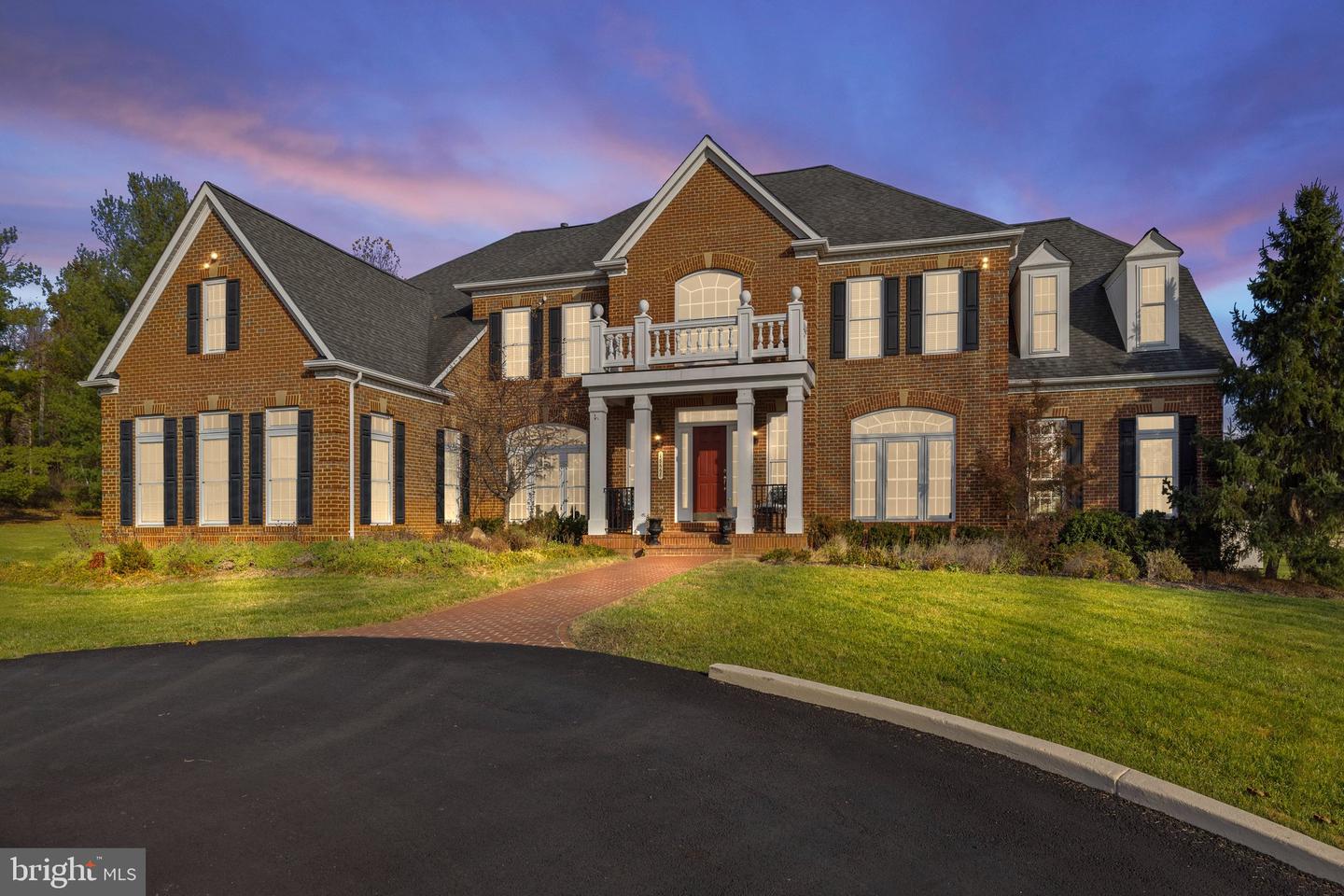 18668 Grove Church Court, Leesburg