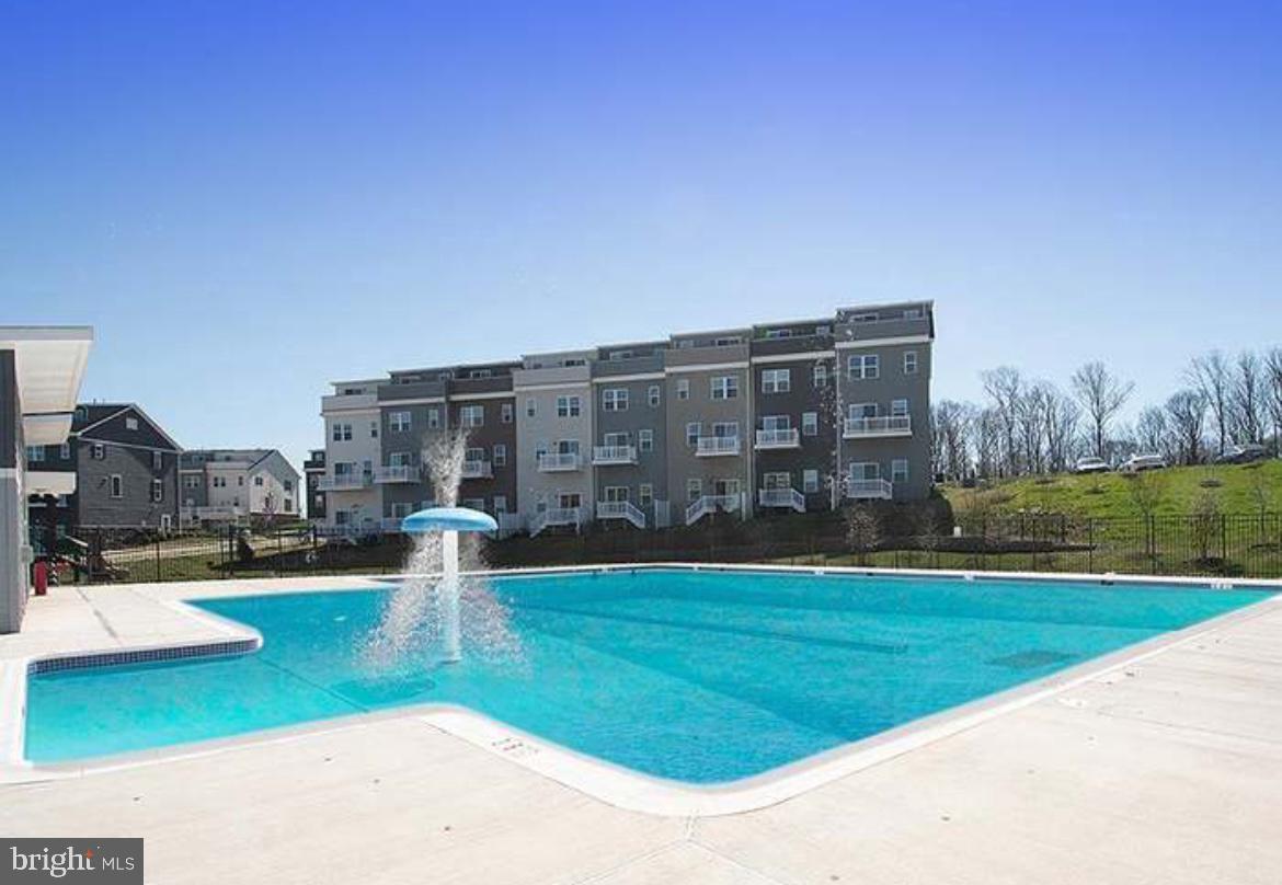 46270 Mount Allen Terrace #204, Sterling