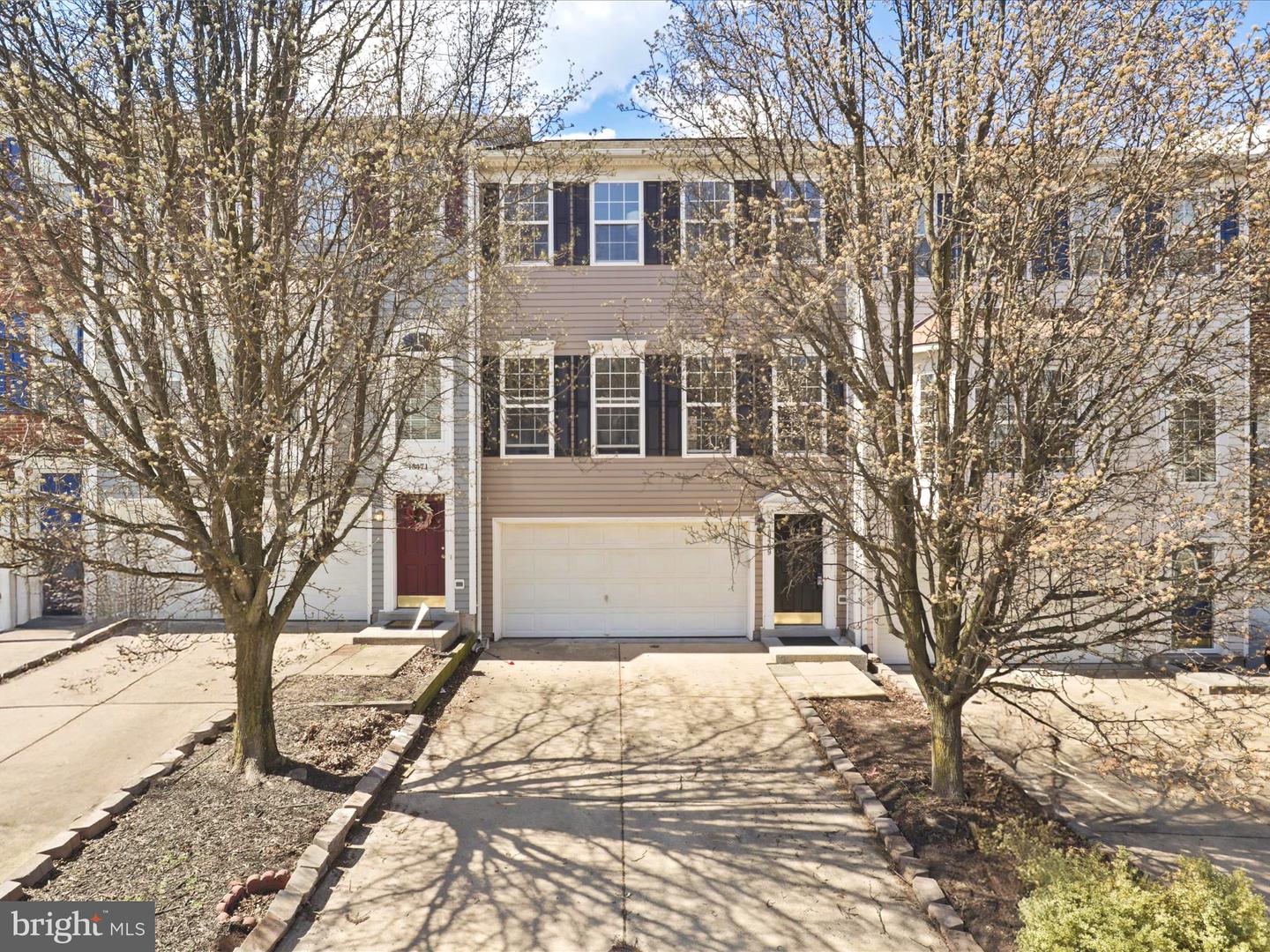 18469 Wide Meadow Square, Leesburg