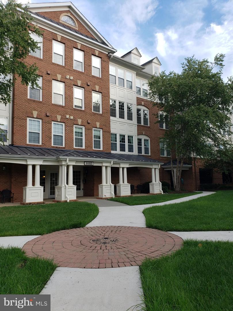 44485 Chamberlain Terrace #201, Ashburn