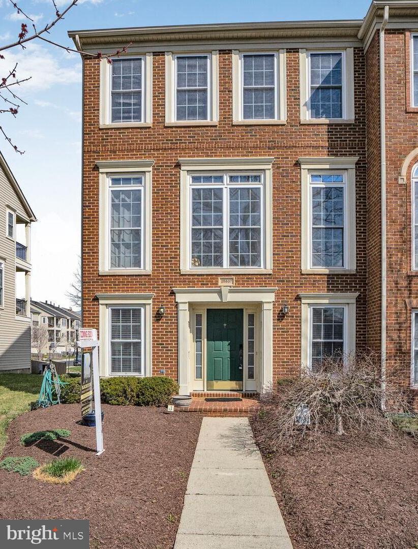 25837 Mews Terrace, Chantilly