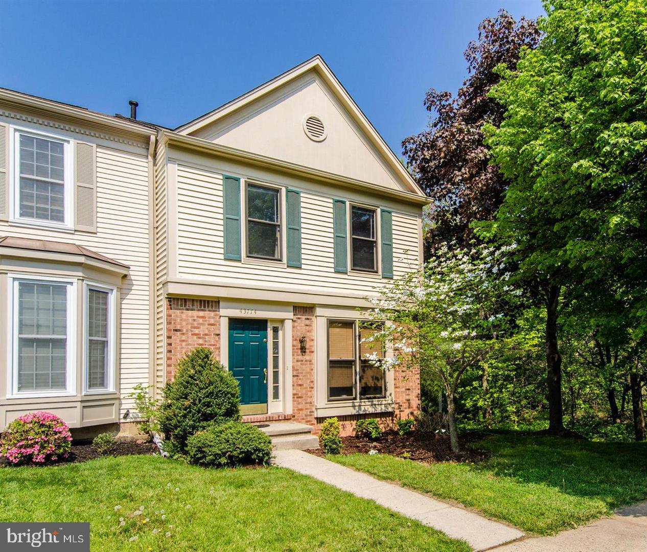43774 Laburnum Square, Ashburn