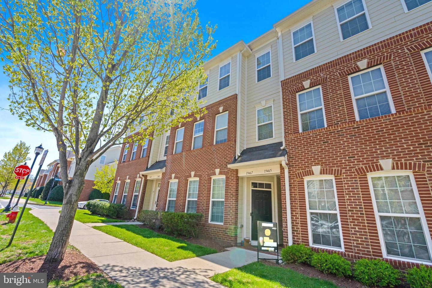 19465 Promenade Drive, Leesburg