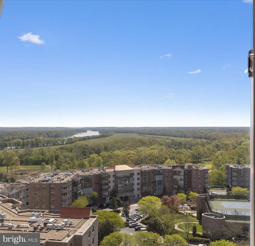 19355 Cypress Ridge Terrace #1007, Leesburg