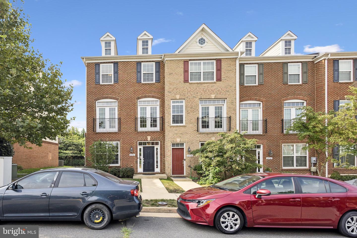 42761 Hay Road, Ashburn