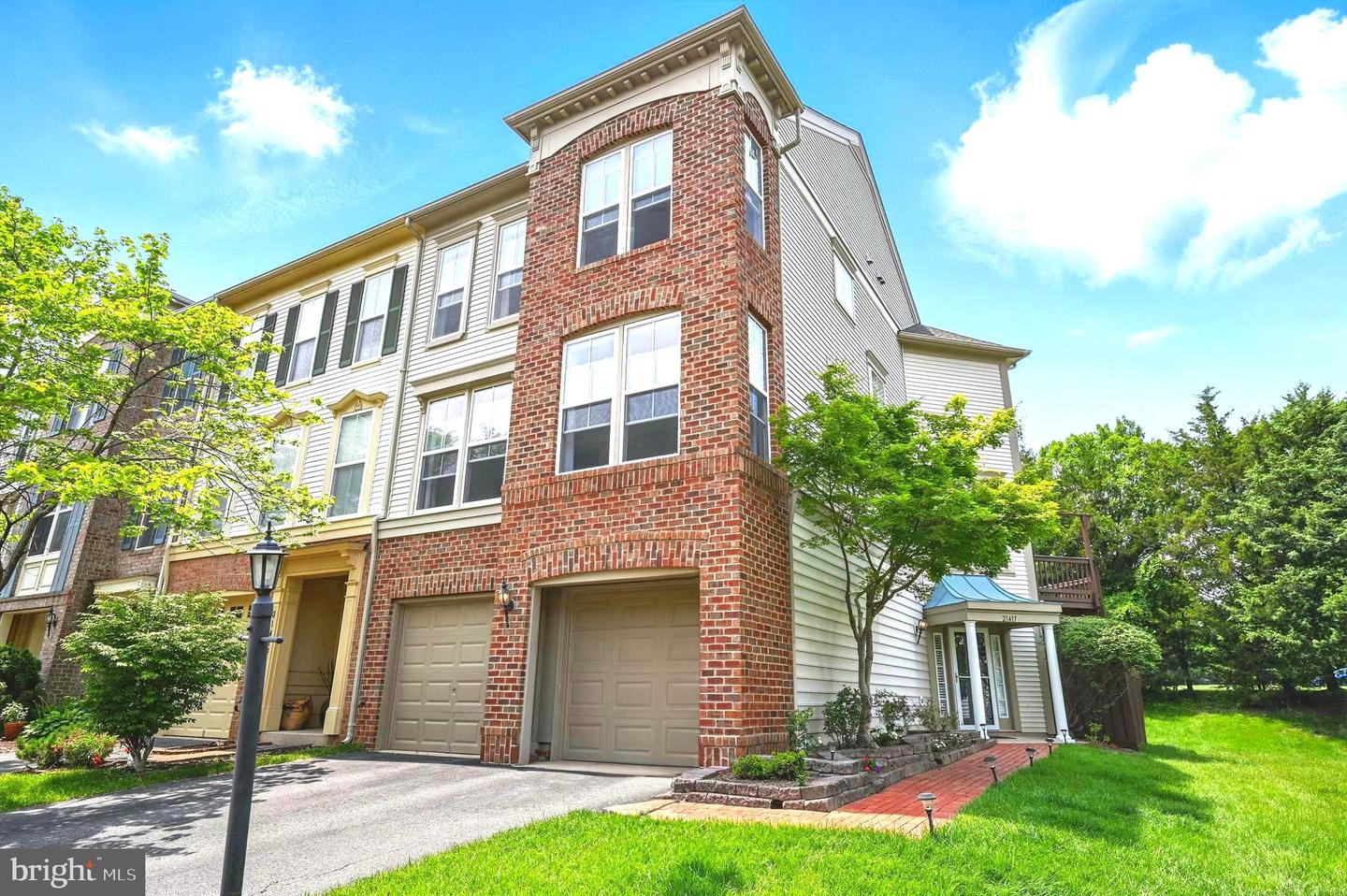 21417 Falling Rock Terrace, Broadlands