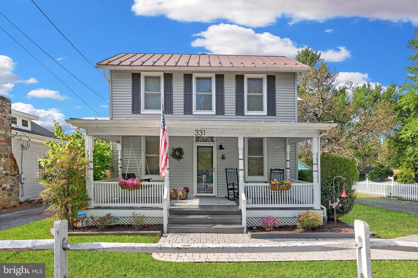 331 W Colonial Highway, Hamilton