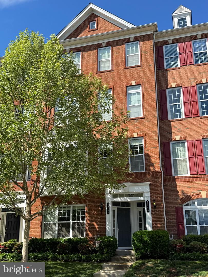 43168 Wealdstone Terrace, Ashburn