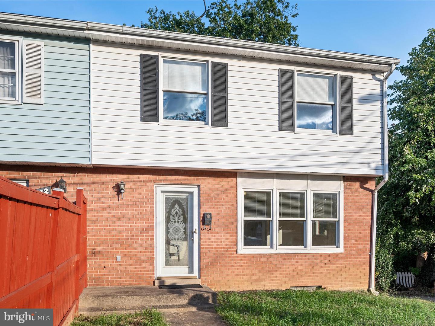 414 Madison Court SE, Leesburg