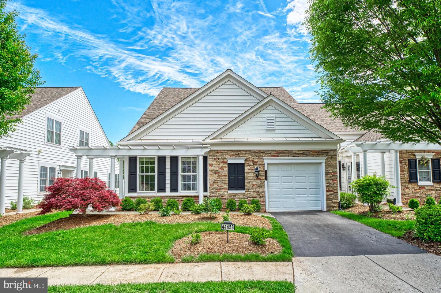44458 Maltese Falcon Square, Ashburn