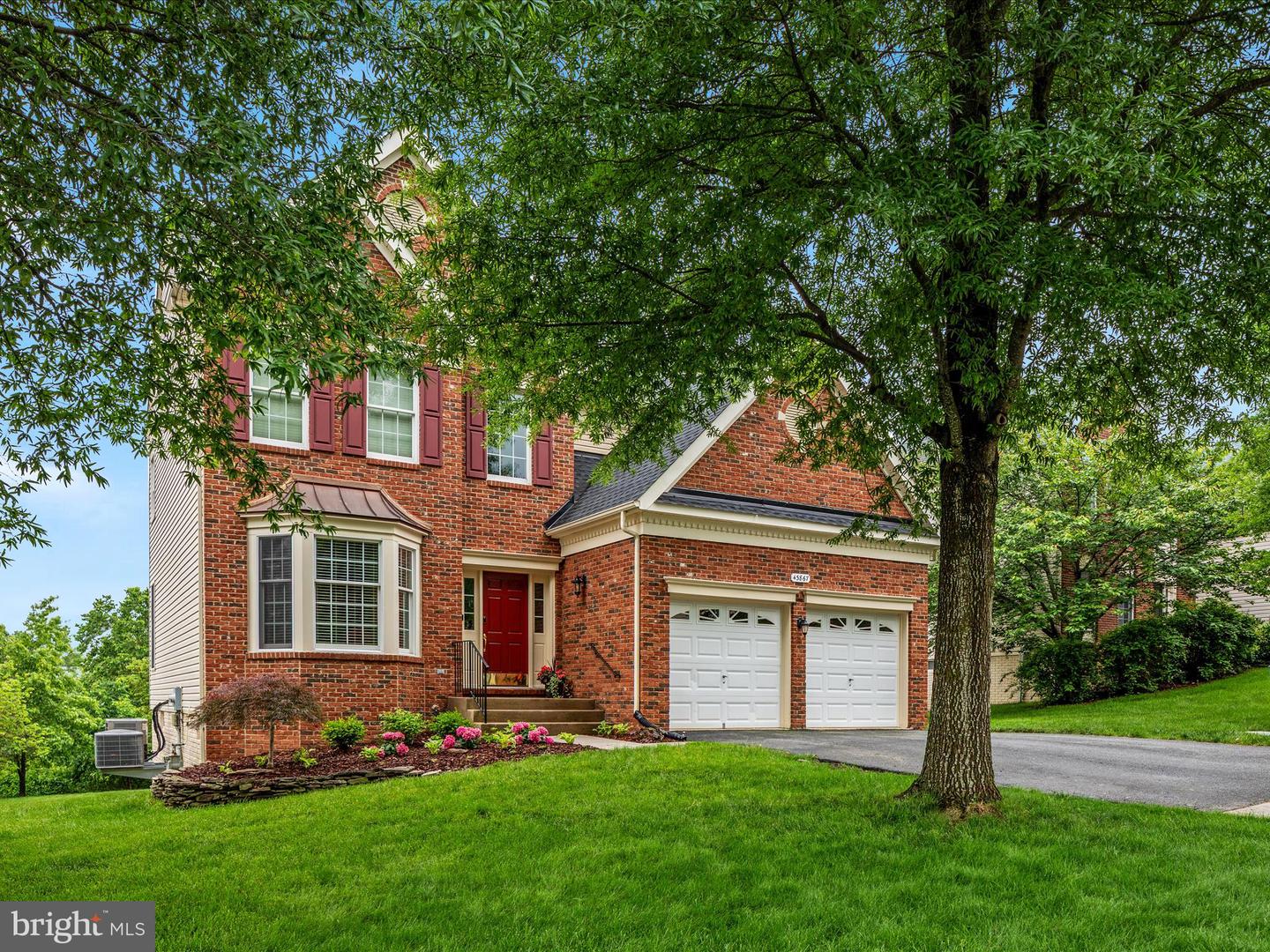 43867 Hibiscus Drive, Ashburn