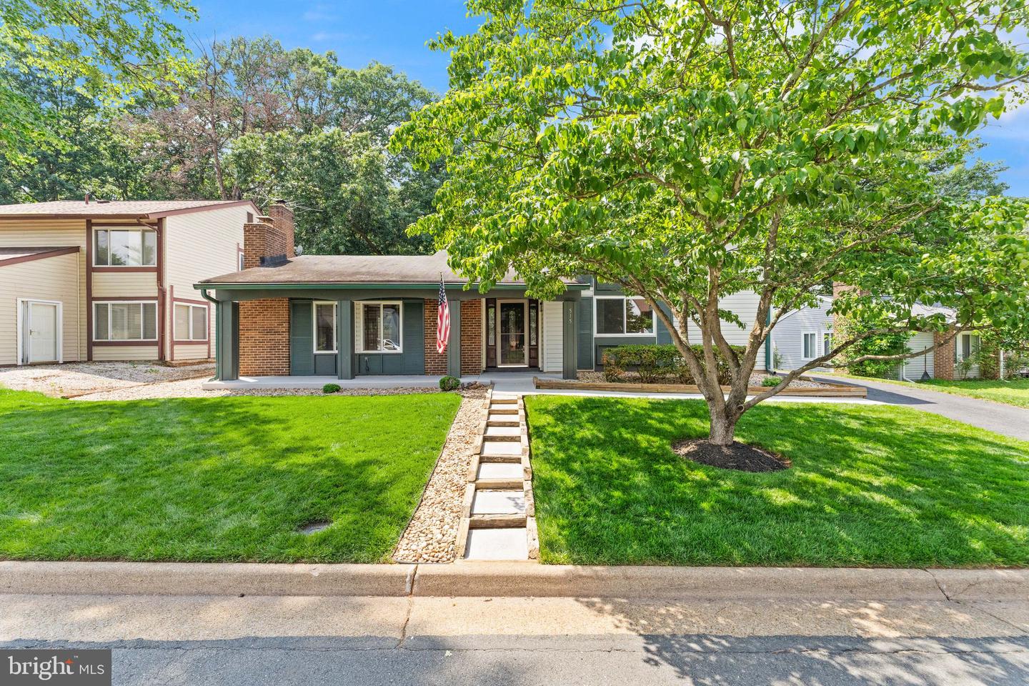 515 Sugarland Run Drive, Sterling