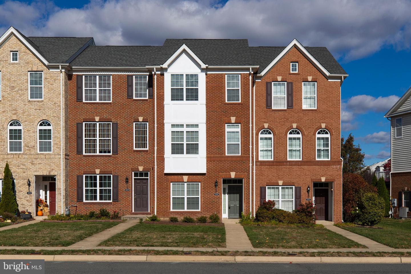 43180 Loudoun Reserve Drive, Ashburn