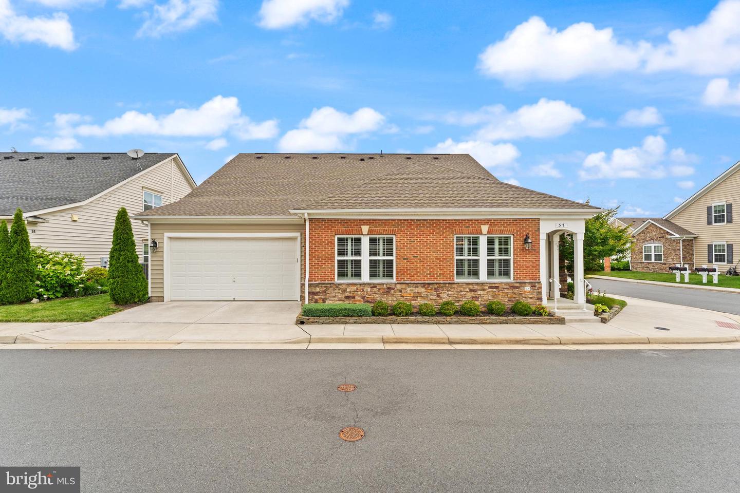 57 Harpers Mill Way, Lovettsville