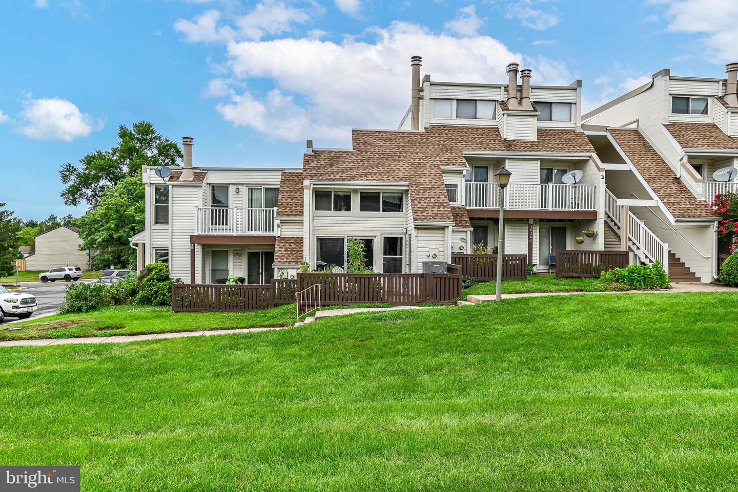 1054 Mycroft Court, Sterling