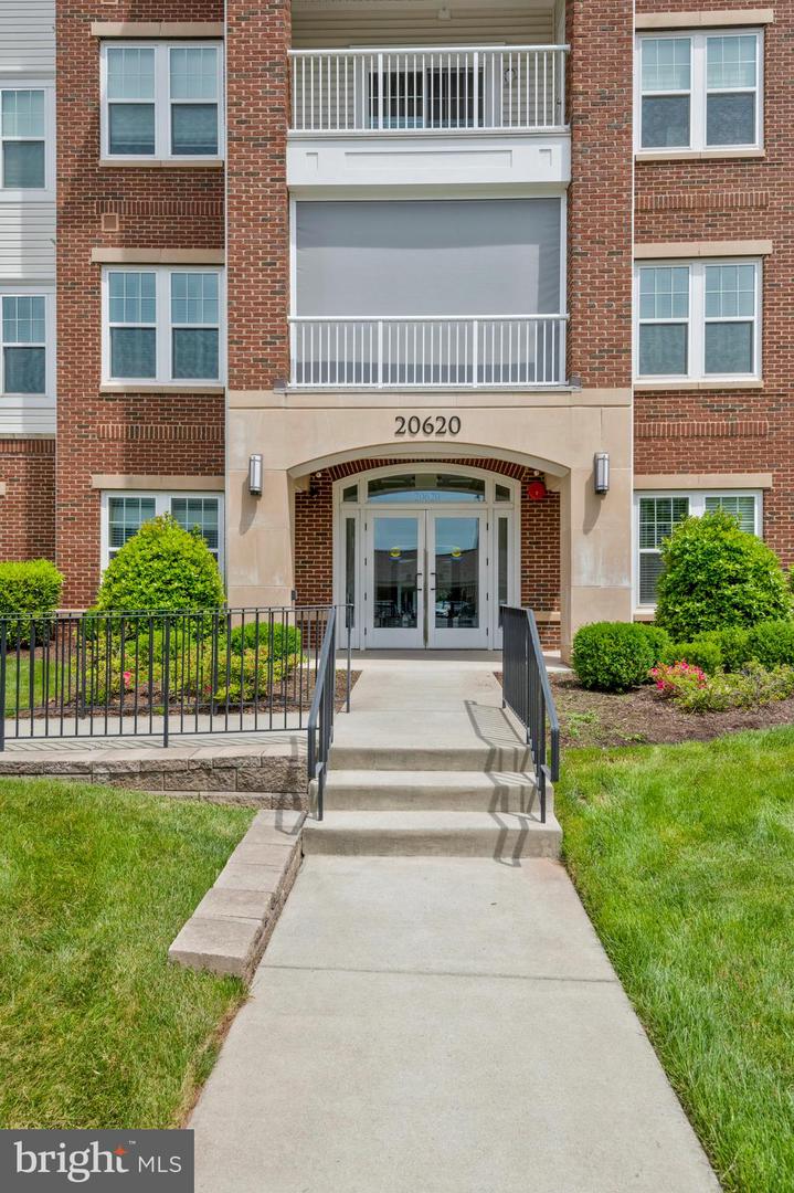 20620 Hope Spring Terrace #401, Ashburn